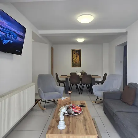 Maryland River Liz Apartment *