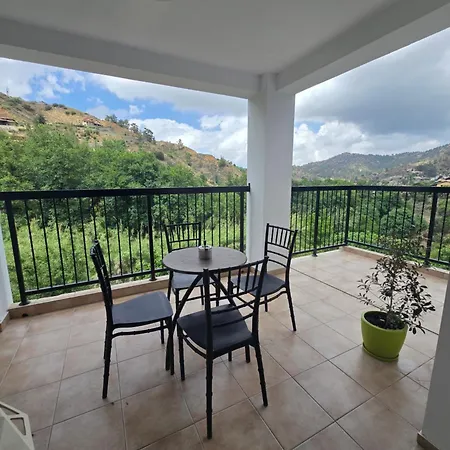 Maryland River Liz Kakopetria