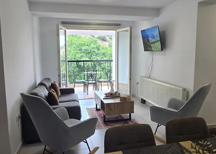 Maryland River Liz Kakopetria